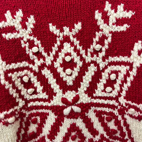Vintage Festive Red and Cream Turtleneck Sweater - Picture 3 of 8